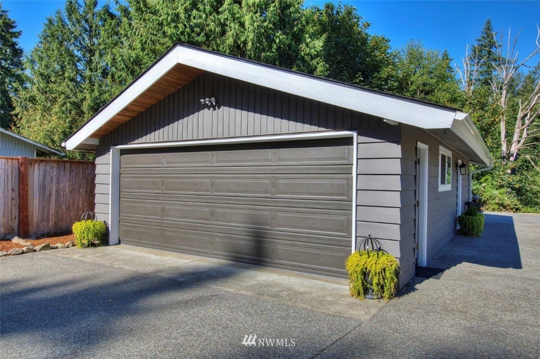 14017 183rd Avenue Southeast Renton, WA 98059 - Photo 18 of 27 Gallery Image 18