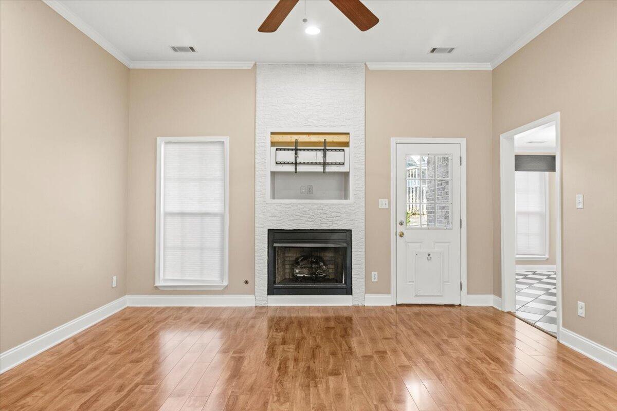 659 Cornerstone Place Evans, GA 30809 - Photo 6 of 37 09-Living Room