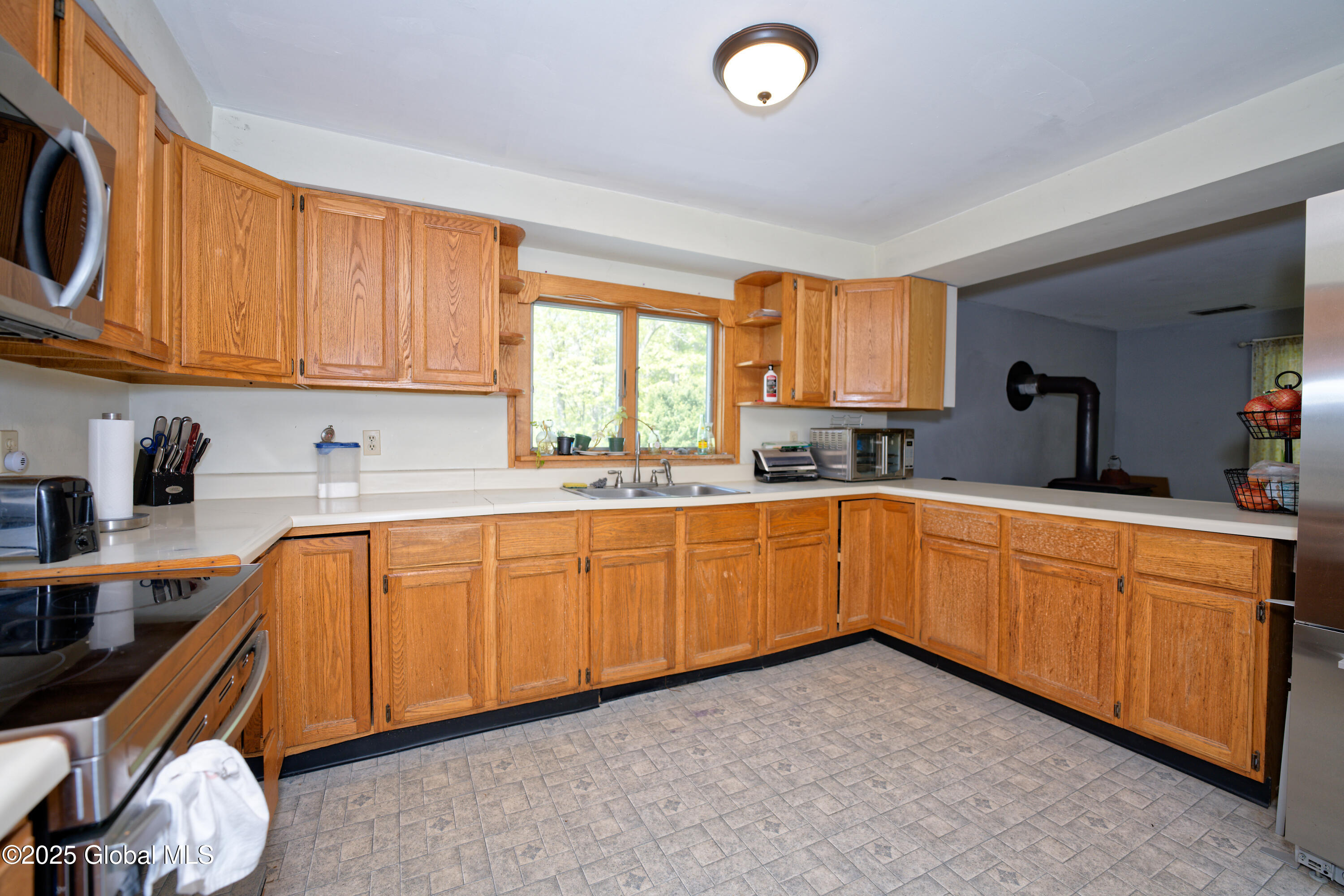 53 Baertschi Road Hoosick Falls, NY 12090 - Photo 4 of 54 2 Kitchen 6