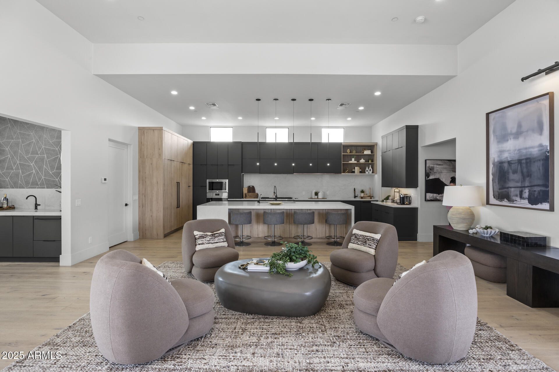 8520 East Cactus Wren Road Scottsdale, AZ 85250 - Photo 12 of 81 1-55