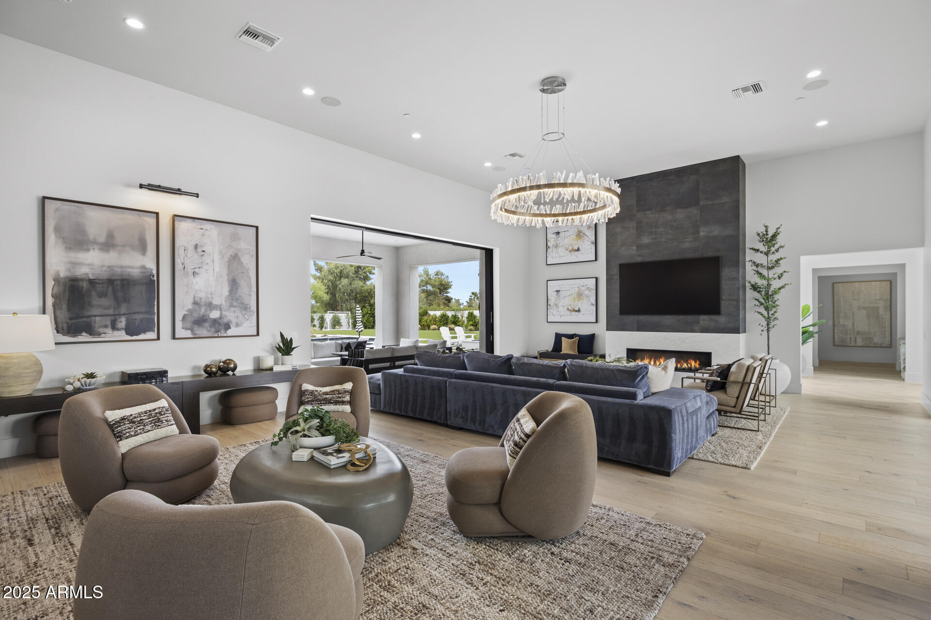 8520 East Cactus Wren Road Scottsdale, AZ 85250 - Photo 14 of 81 1-58