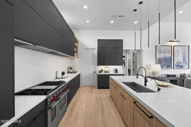 $5,895,000 | 8520 East Cactus Wren Road, Scottsdale, AZ 85250