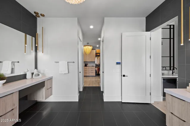 $5,895,000 | 8520 East Cactus Wren Road, Scottsdale, AZ 85250