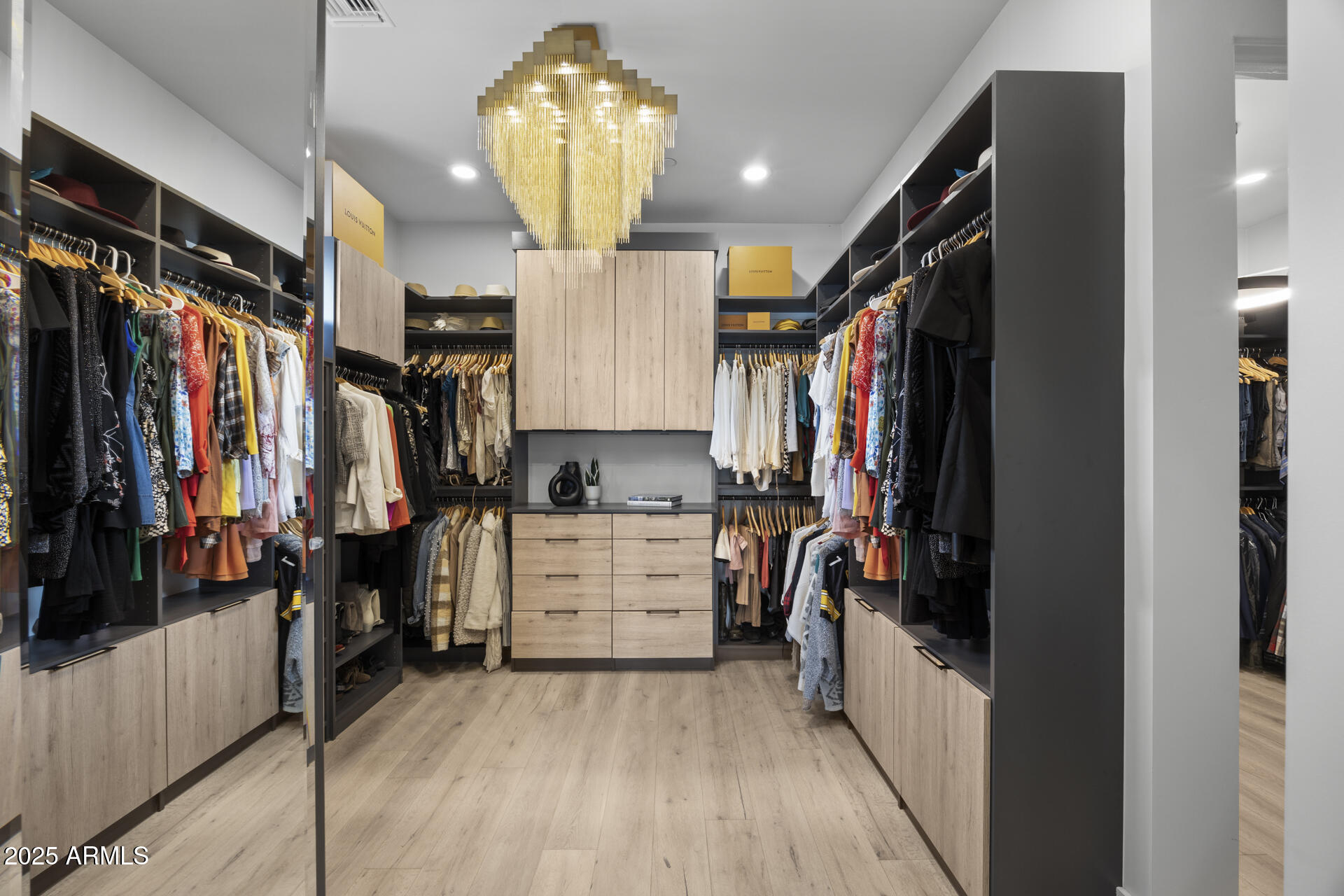 8520 East Cactus Wren Road Scottsdale, AZ 85250 - Photo 38 of 81 1-121