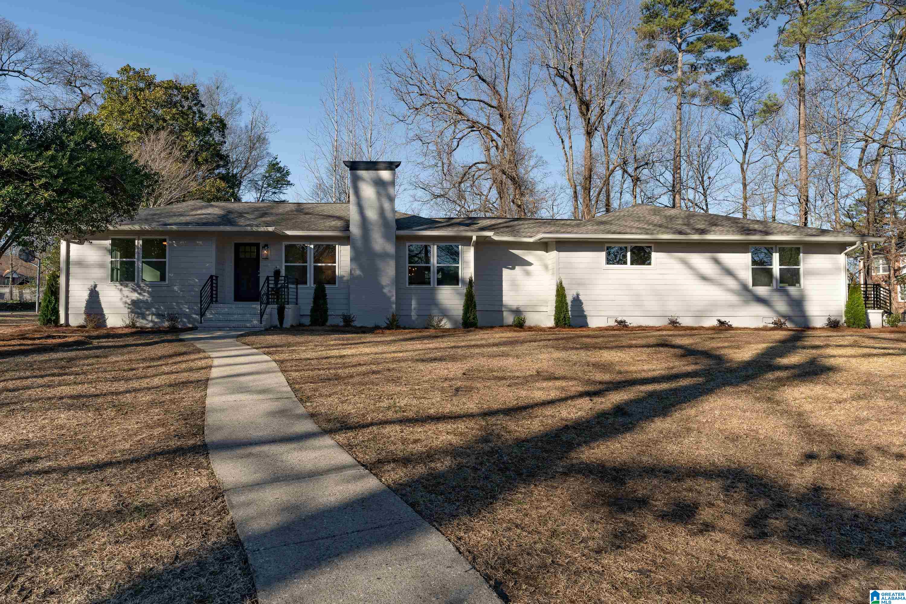 2405 Tyler Road Birmingham, AL 35226 - Photo 3 of 37