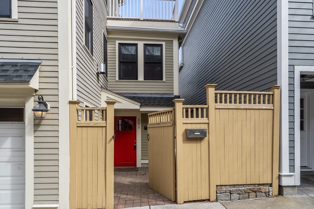 101 Elm Street Boston, MA 02129 - Photo 25 of 27