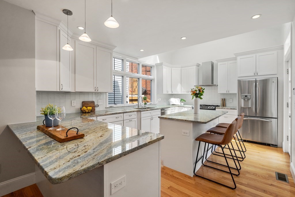 101 Elm Street Boston, MA 02129 - Photo 6 of 27