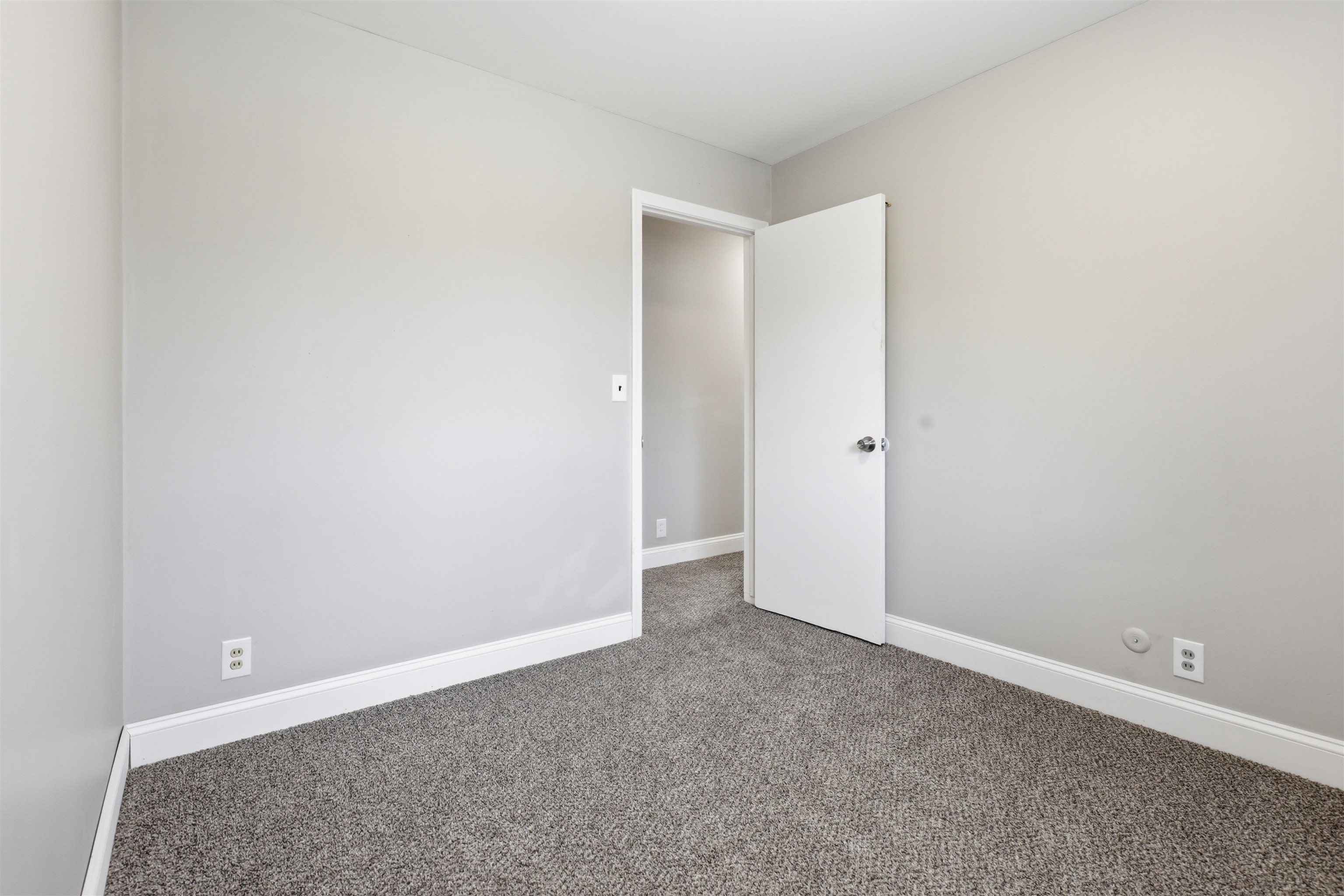 929 Springview Drive Flushing, MI 48433 - Photo 33 of 44