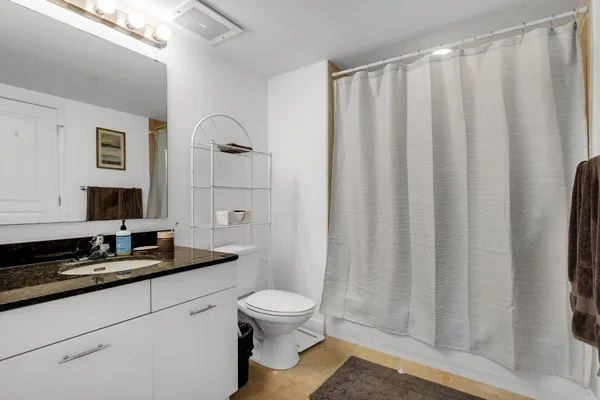 $225,000 | 300 South Duval Street, Unit 1910, Tallahassee, FL 32301