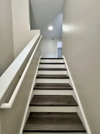 $2,600 | 766 Cherry Creek Drive, Unit 766, Grayslake, IL 60030
