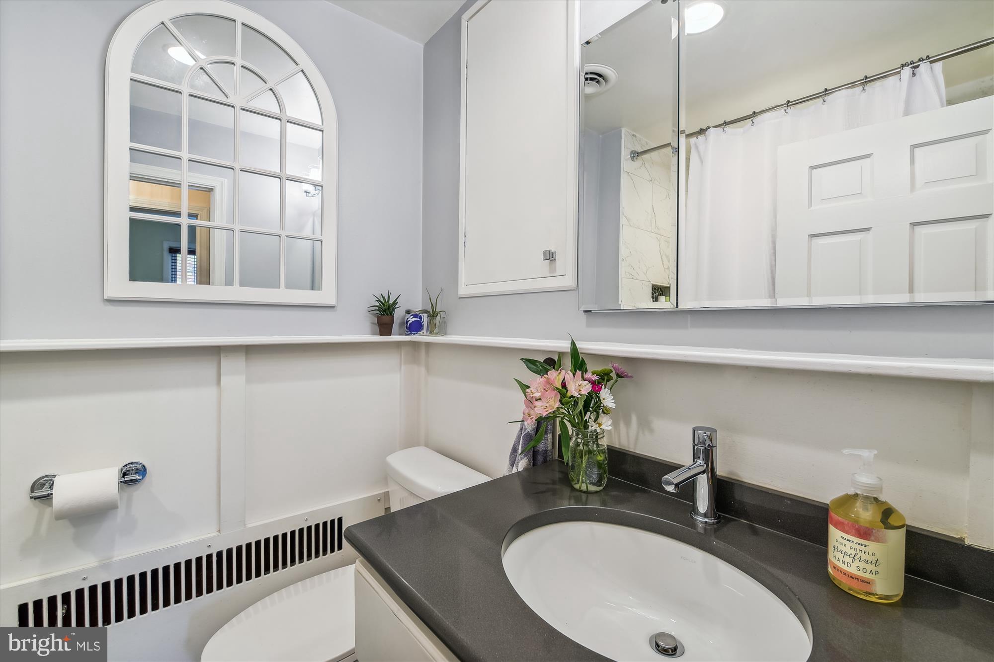 606 Hatherleigh Road Baltimore, MD 21212 - Photo 27 of 63 Hall Bath