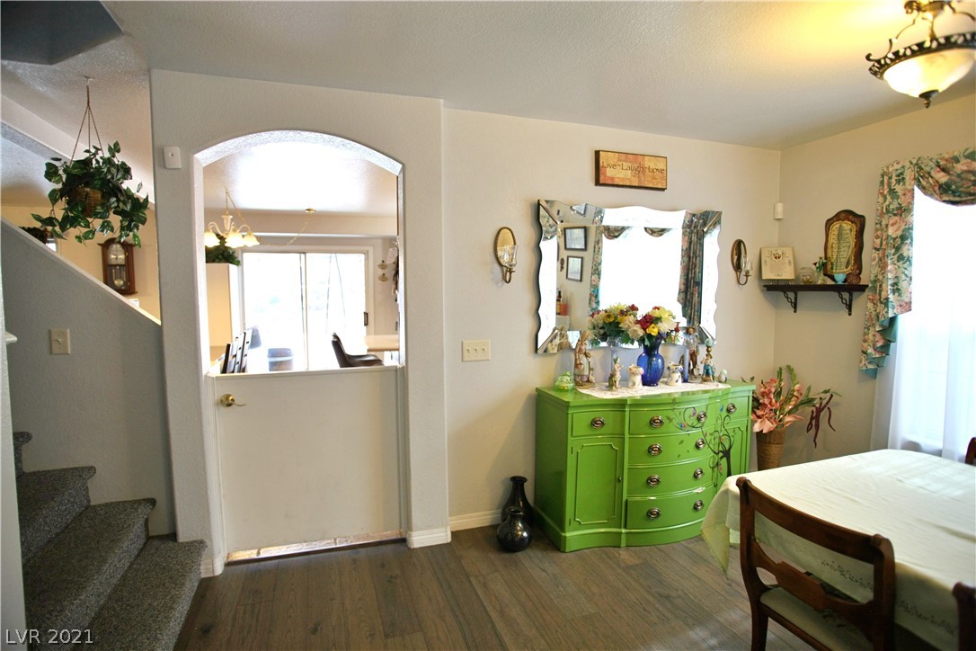 979 Broken Reed Court Henderson, NV 89015 - Photo 8 of 33