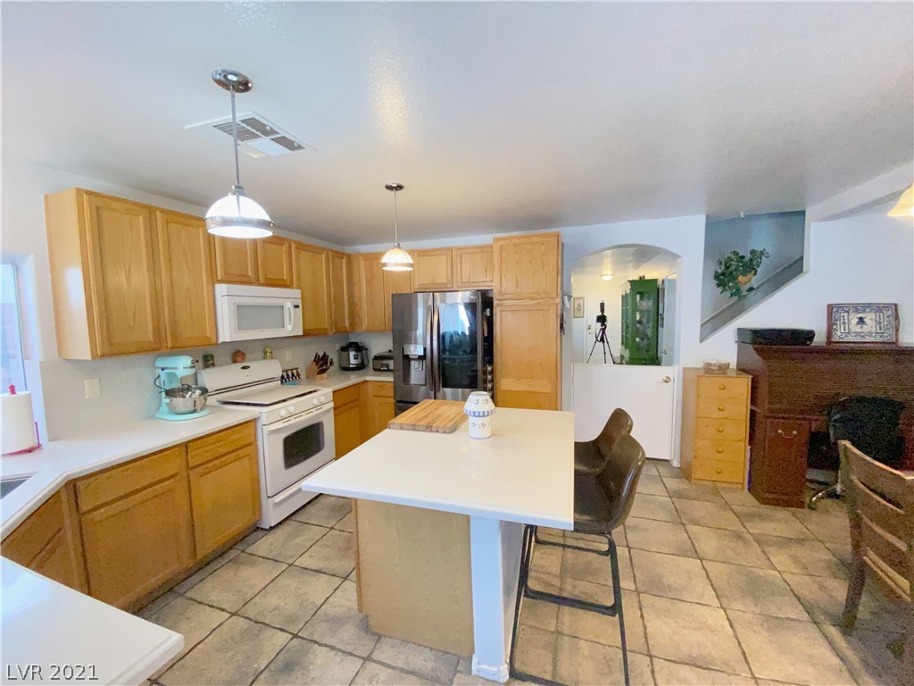 979 Broken Reed Court Henderson, NV 89015 - Photo 10 of 33