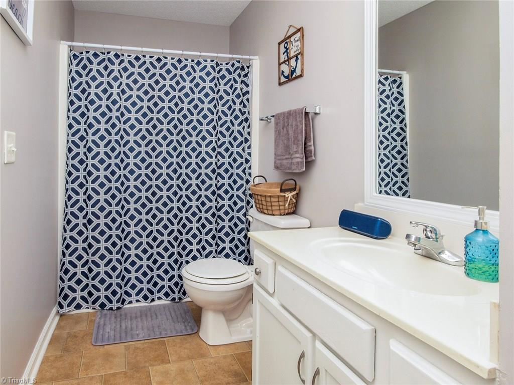 2908 Triangle Lake Road High Point, NC 27260 - Photo 15 of 19 Gallery Image 15