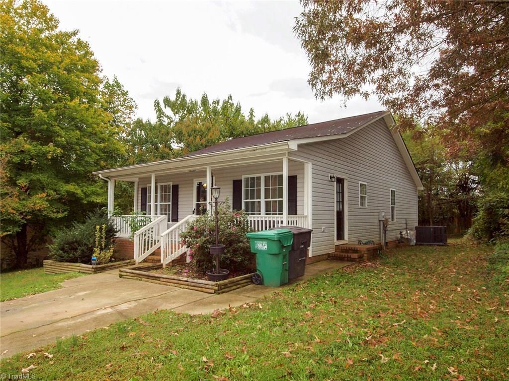 2908 Triangle Lake Road High Point, NC 27260 - Photo 3 of 19 Gallery Image 3