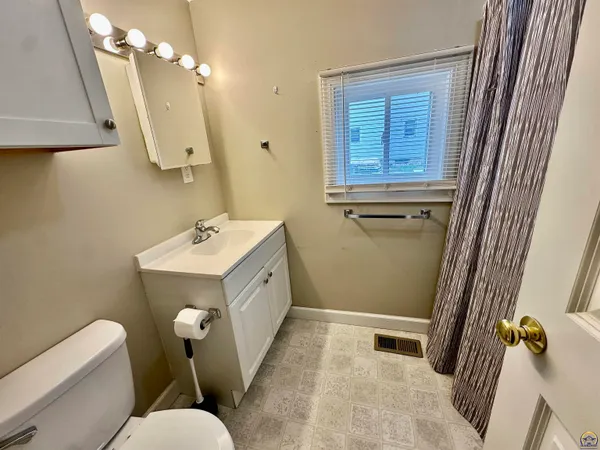 $99,000 | 511 Southwest Buchanan Street, Topeka, KS 66606