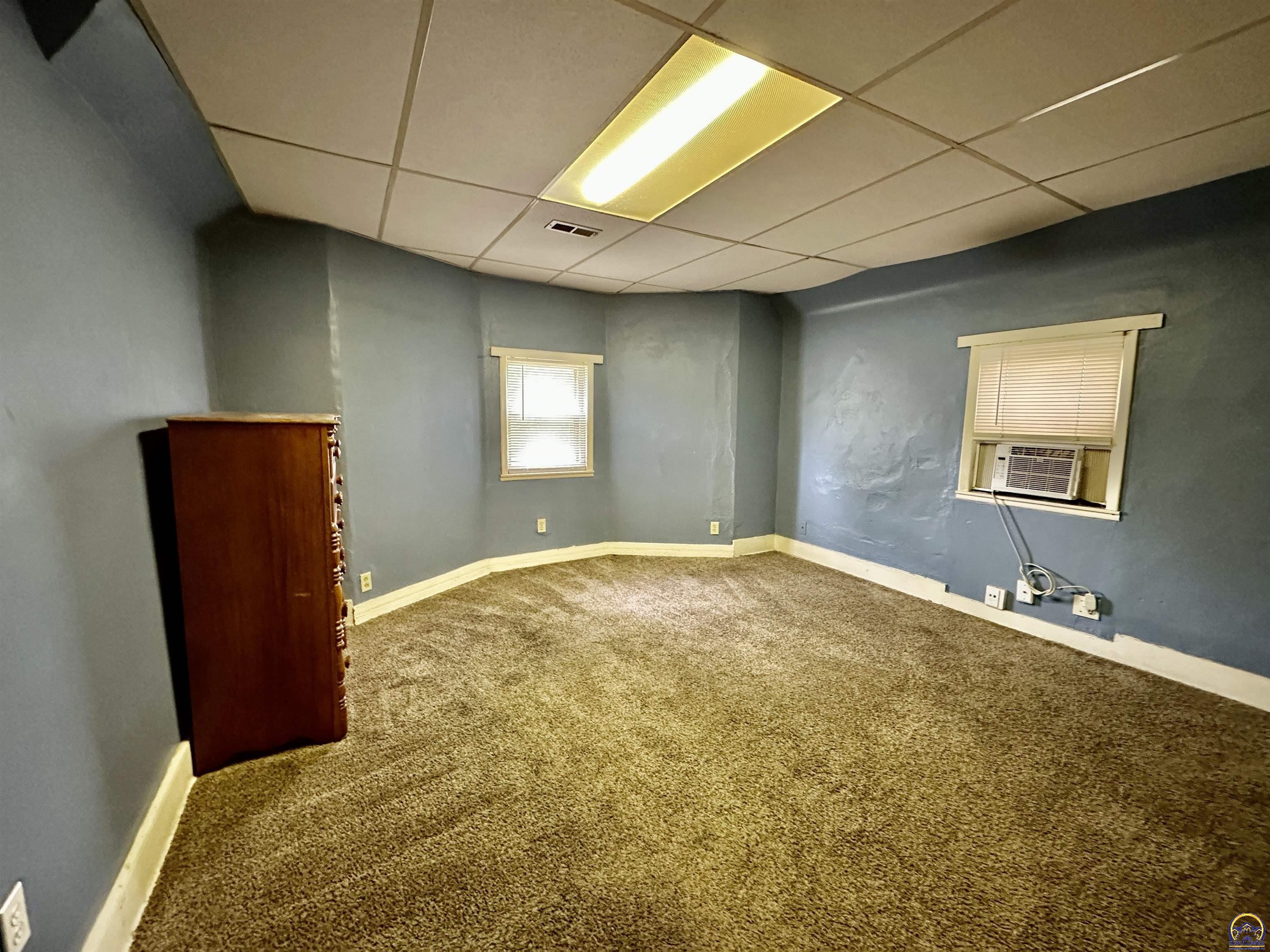 511 Southwest Buchanan Street Topeka, KS 66606 - Photo 17 of 25