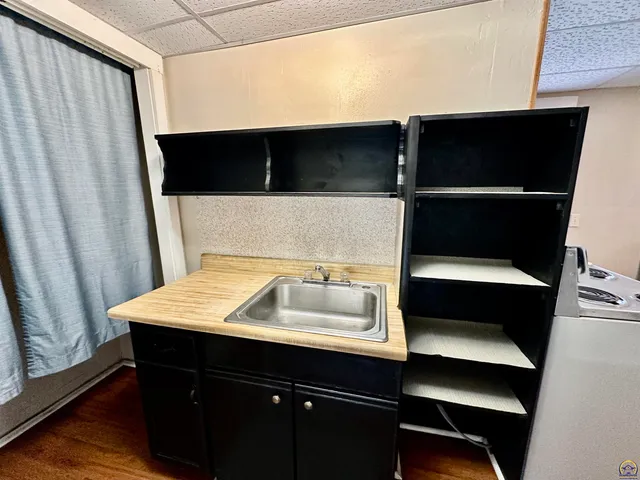 $105,000 | 511 Southwest Buchanan Street, Topeka, KS 66606