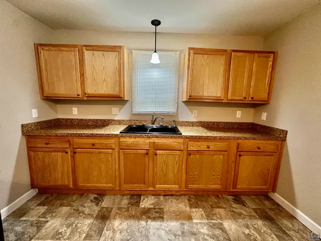 $105,000 | 511 Southwest Buchanan Street, Topeka, KS 66606