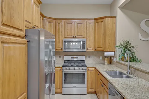 $395,000 | 413 Barnett Lane, Livingston, TX 77351