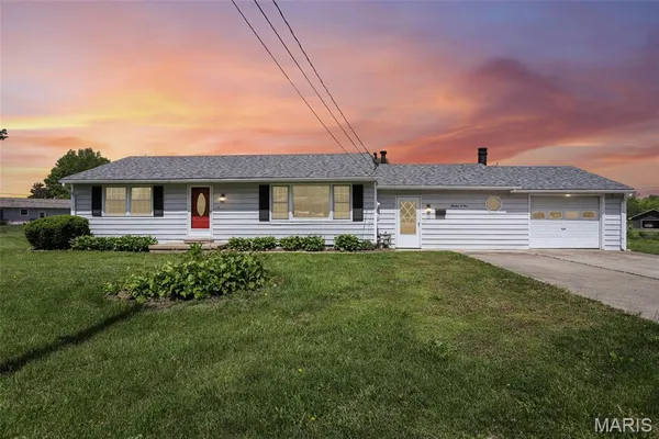 $198,500 | 1909 North Jackson Street, Litchfield, IL 62056
