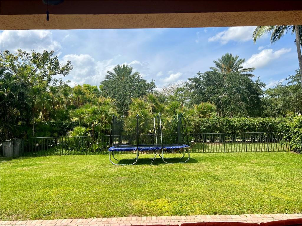 11169 Sunset Ridge Circle Boynton Beach, FL 33473 - Photo 31 of 50 Backyard