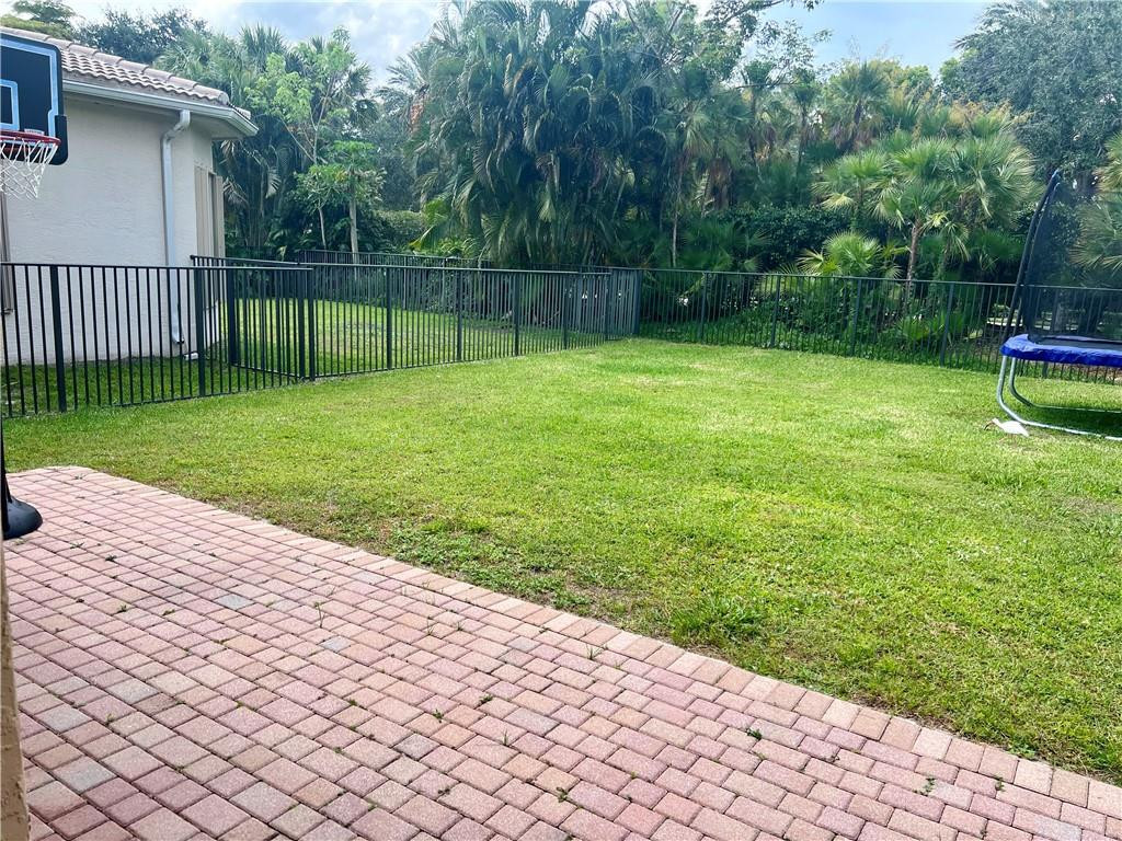 11169 Sunset Ridge Circle Boynton Beach, FL 33473 - Photo 33 of 50 Backyard