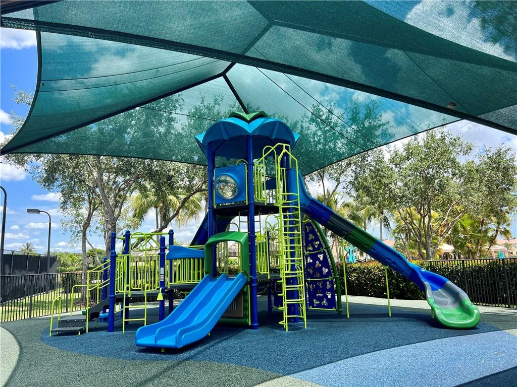 11169 Sunset Ridge Circle Boynton Beach, FL 33473 - Photo 35 of 50 Park at the clubhouse