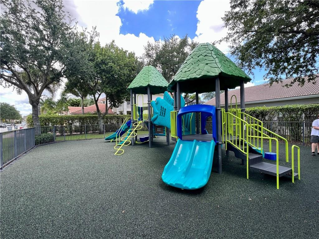 11169 Sunset Ridge Circle Boynton Beach, FL 33473 - Photo 37 of 50 Photo 37