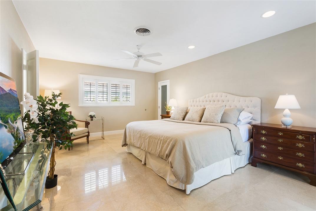 868 Barcelona Drive Boca Raton, FL 33432 - Photo 17 of 39 11948702-17