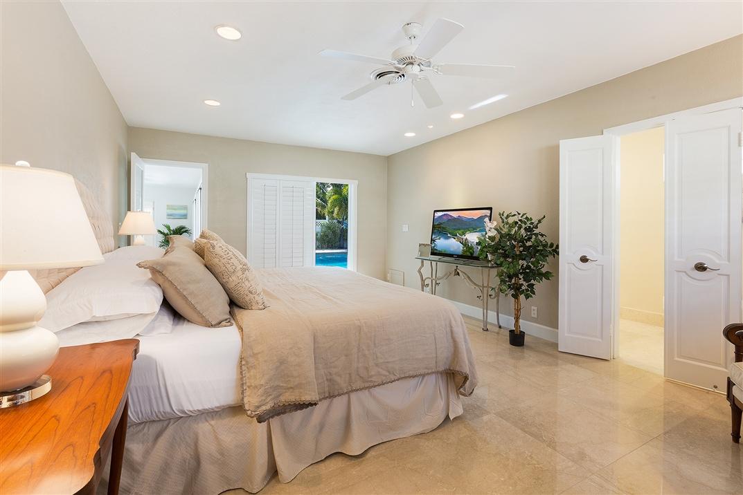868 Barcelona Drive Boca Raton, FL 33432 - Photo 18 of 39 11948702-18
