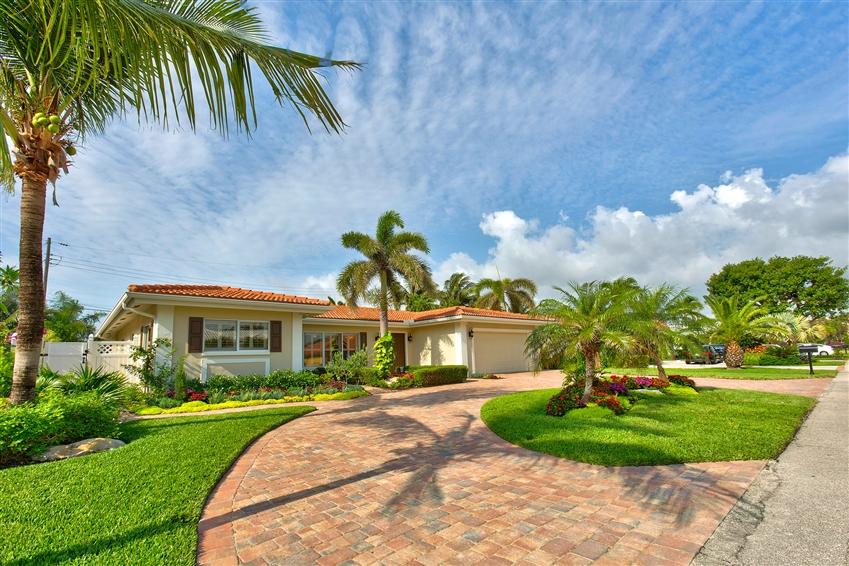 868 Barcelona Drive Boca Raton, FL 33432 - Photo 2 of 39 11948702-2