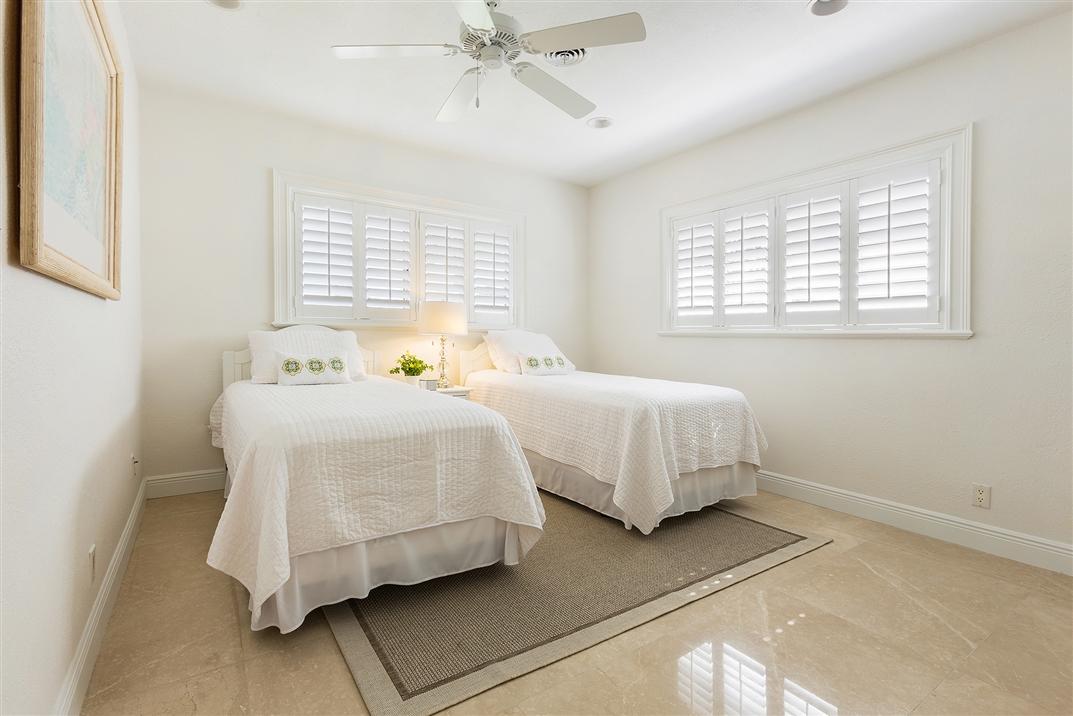 868 Barcelona Drive Boca Raton, FL 33432 - Photo 23 of 39 11948702-23