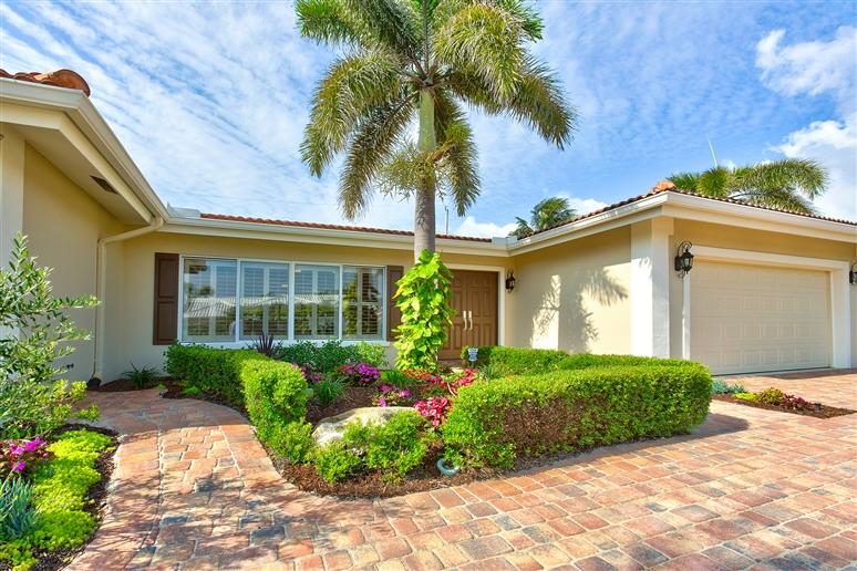 868 Barcelona Drive Boca Raton, FL 33432 - Photo 5 of 39 11948702-5