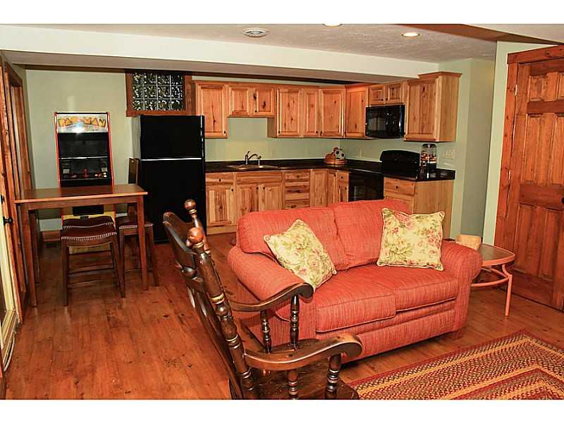 141 Imperial Road Hidden Valley, PA 15502 - Photo 8 of 25 Den/Family/Great Room.
