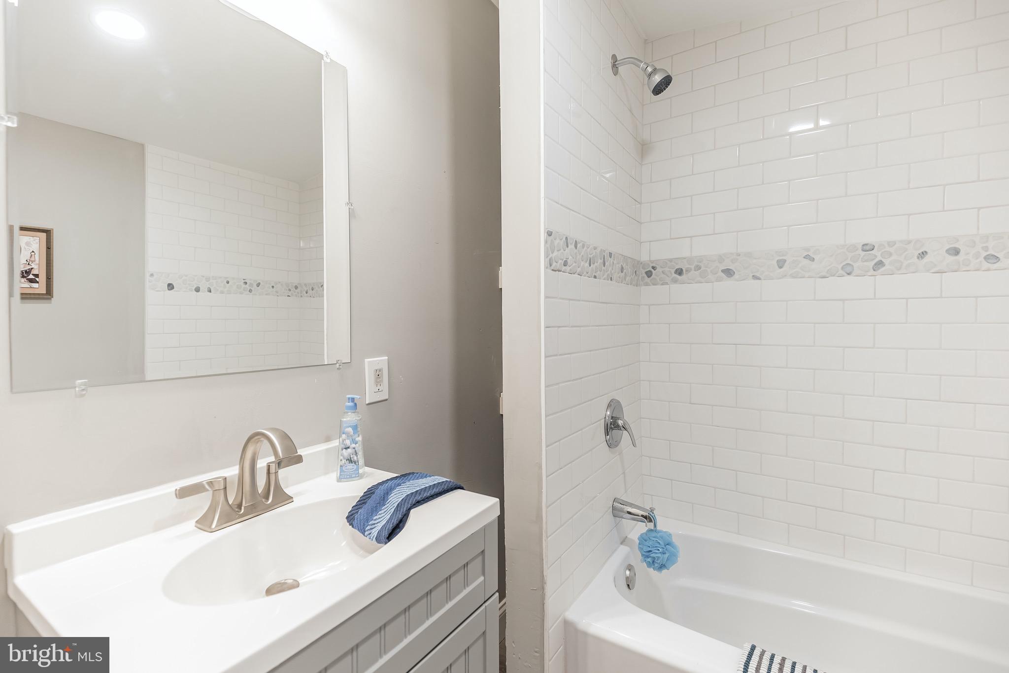 5230 Addison Street Philadelphia, PA 19143 - Photo 19 of 29 Gallery Image 19