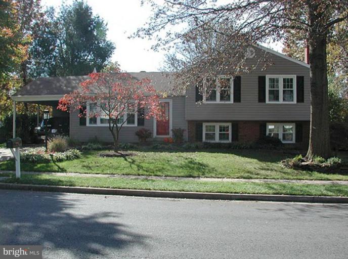 9521 Kirkfield Road Burke, VA 22015 - Photo 1 of 30 Exterior (Main)