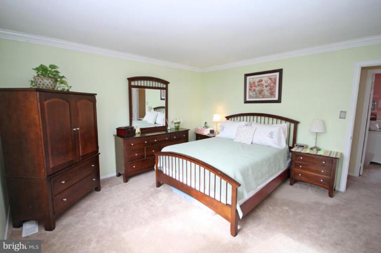 9521 Kirkfield Road Burke, VA 22015 - Photo 14 of 30 Master Bedroom