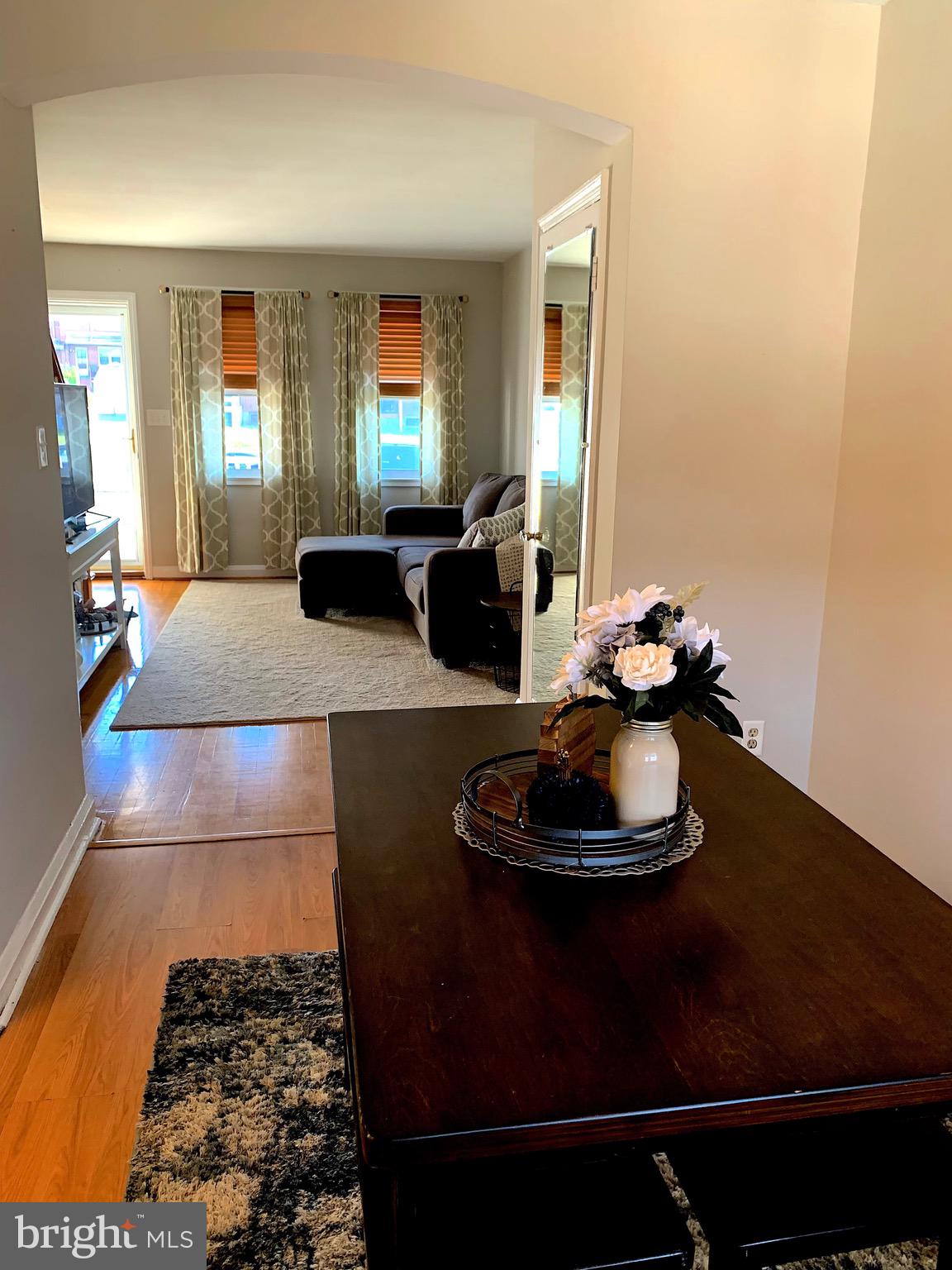 6824 Conley Street Baltimore, MD 21224 - Photo 4 of 13 Gallery Image 4