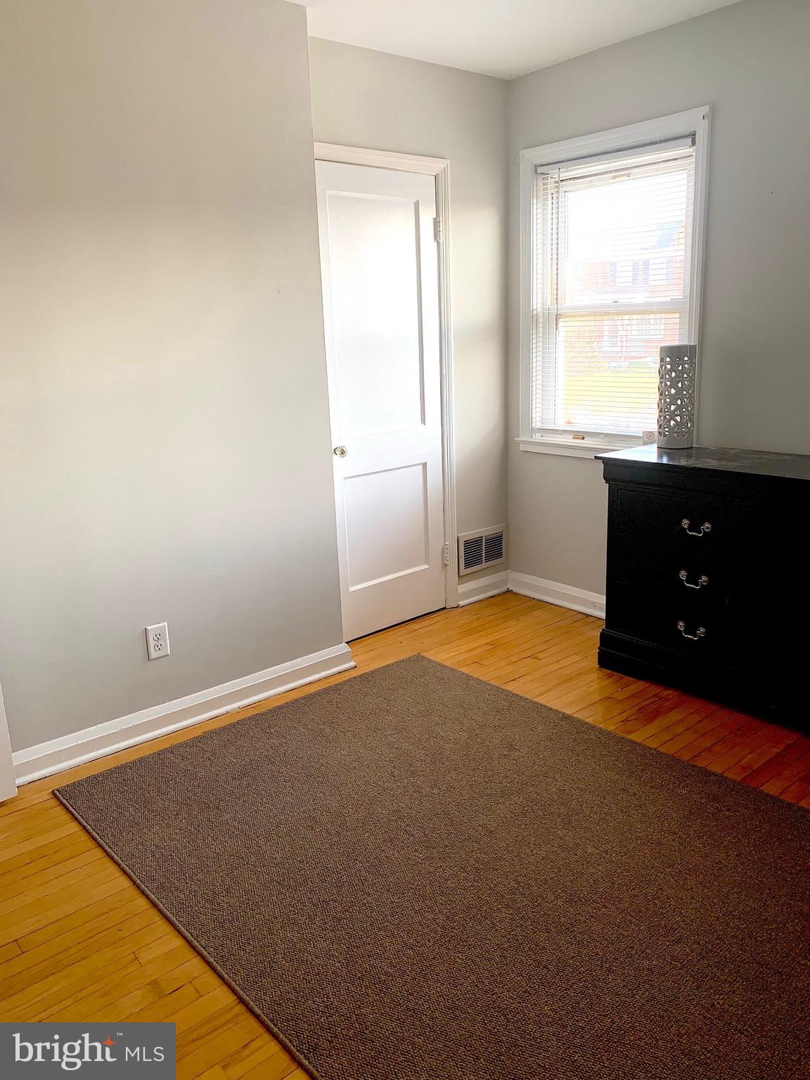 6824 Conley Street Baltimore, MD 21224 - Photo 9 of 13 Gallery Image 9