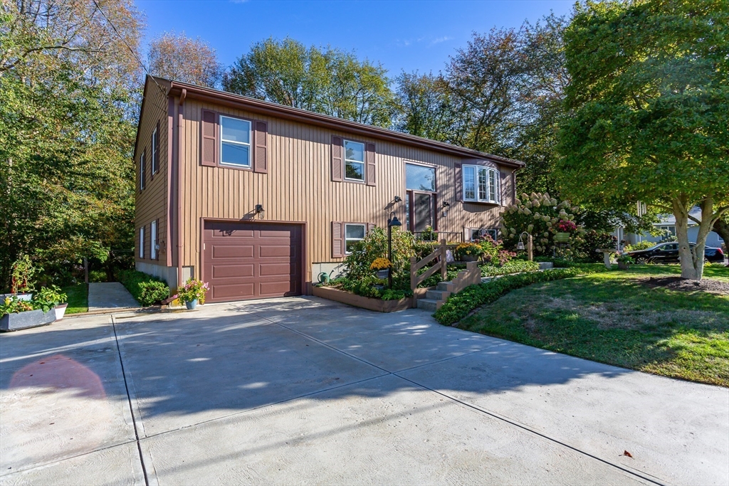 8 Tower Hill Road Somerset, MA 02726 - Photo 1 of 33 Gallery Image 1