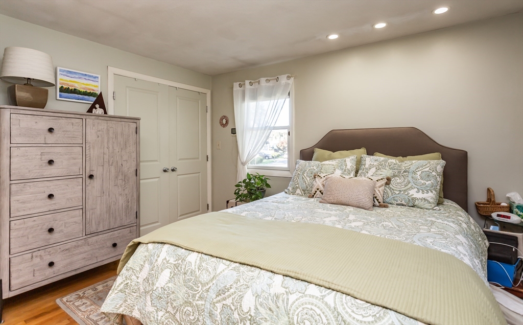 8 Tower Hill Road Somerset, MA 02726 - Photo 12 of 33 Gallery Image 12