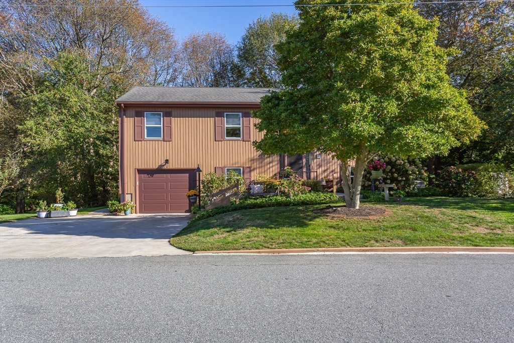 8 Tower Hill Road Somerset, MA 02726 - Photo 30 of 33 Gallery Image 30