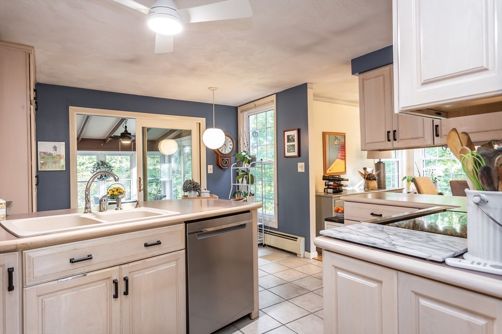 8 Tower Hill Road Somerset, MA 02726 - Photo 8 of 33 Gallery Image 8