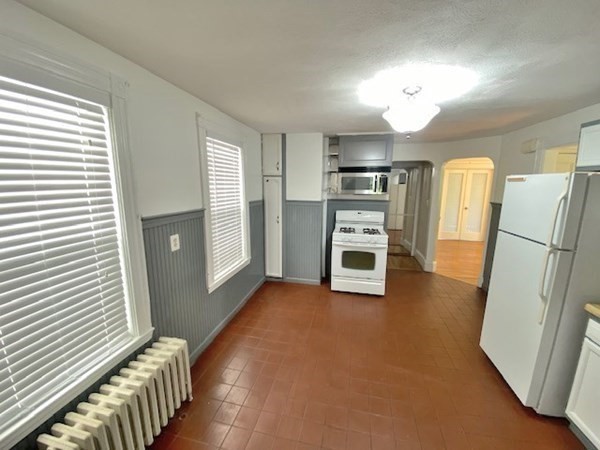 369 Savin Hill Avenue, Unit 2 Boston, MA 02125 - Photo 4 of 19