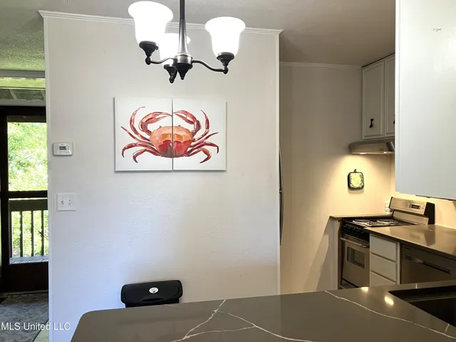 $75,000 | 230 Lakeside Villa, Unit E, Diamondhead, MS 39525