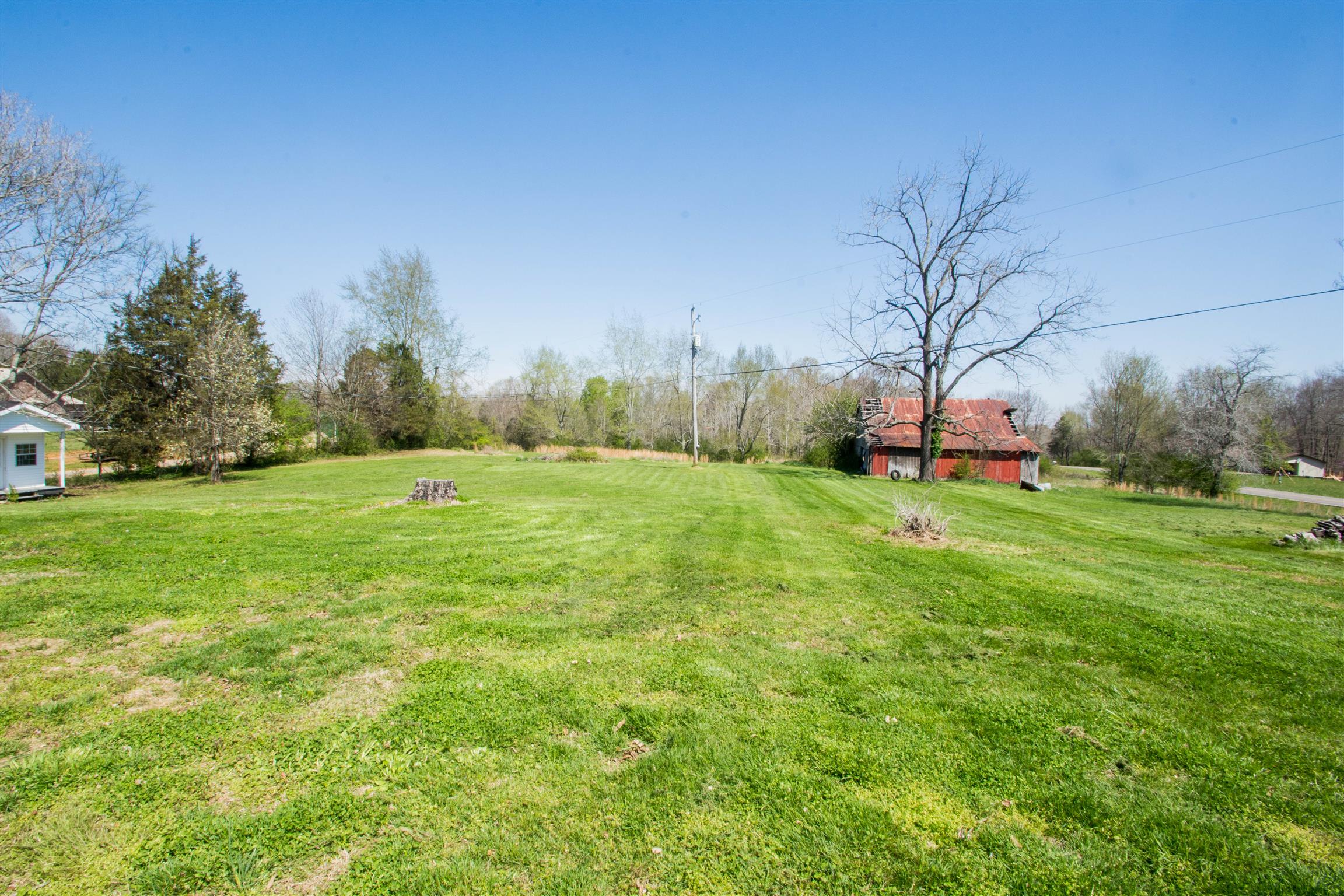 1810 Bend Road Clarksville, TN 37040 - Photo 15 of 17 a view of grassy field with trees