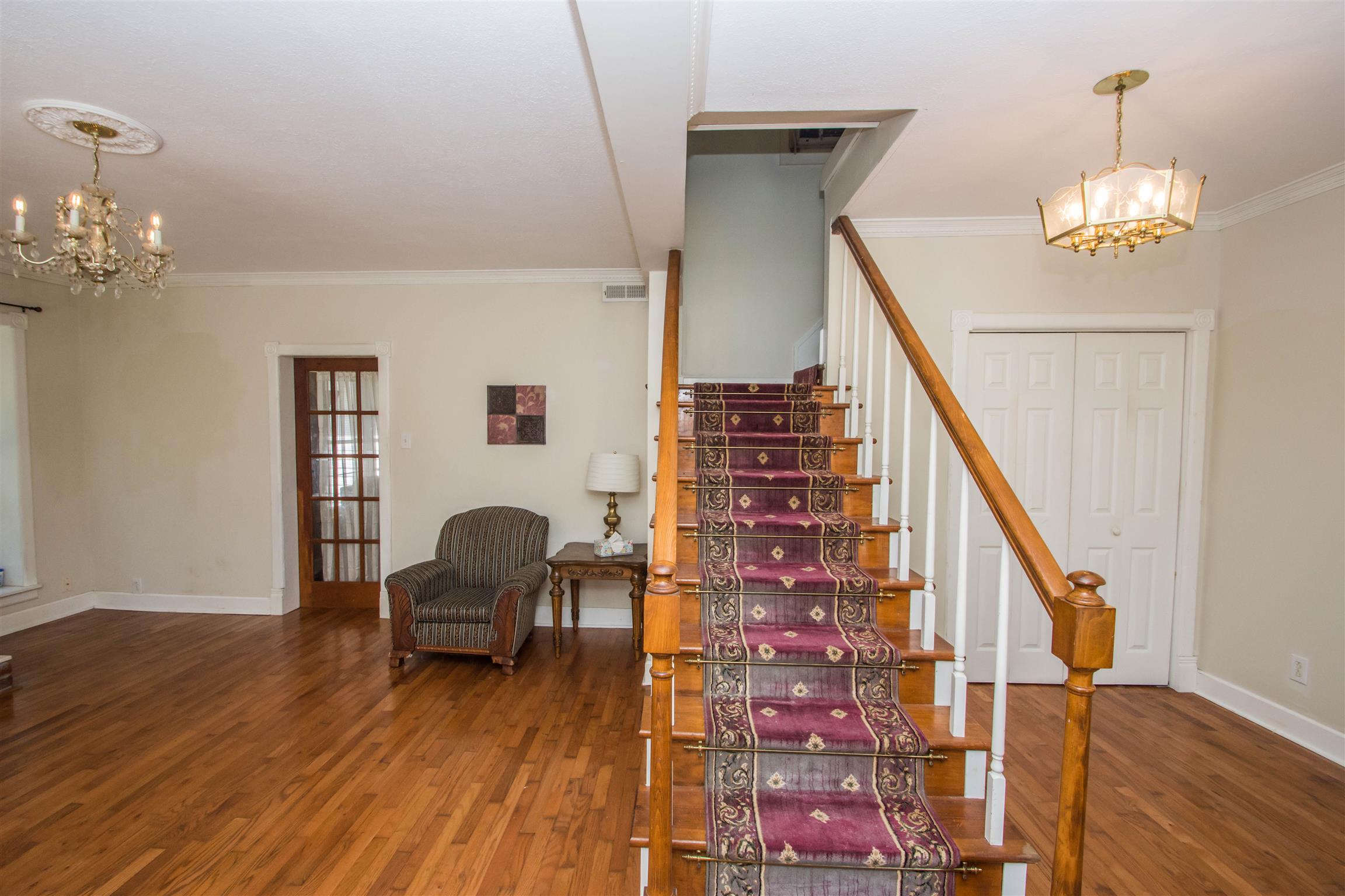 1810 Bend Road Clarksville, TN 37040 - Photo 6 of 17 a view of a livingroom with furniture and hardwood floor