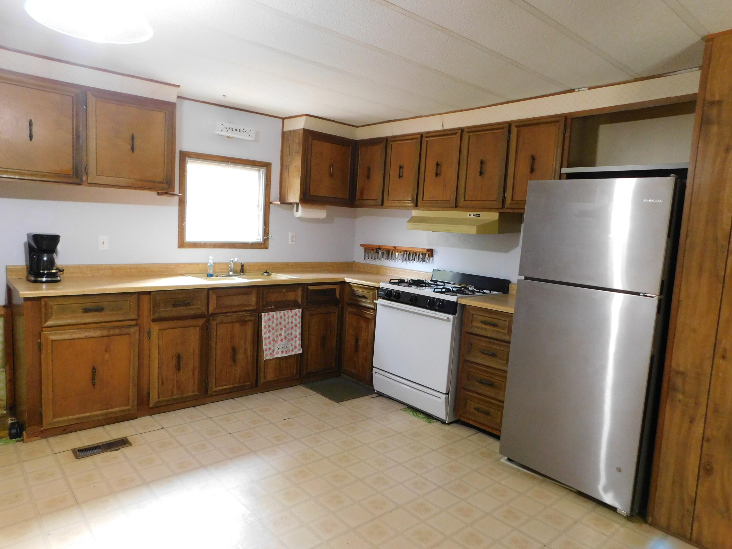 3910 East Hawley Road Custer, MI 49405 - Photo 3 of 33 DSCN0255