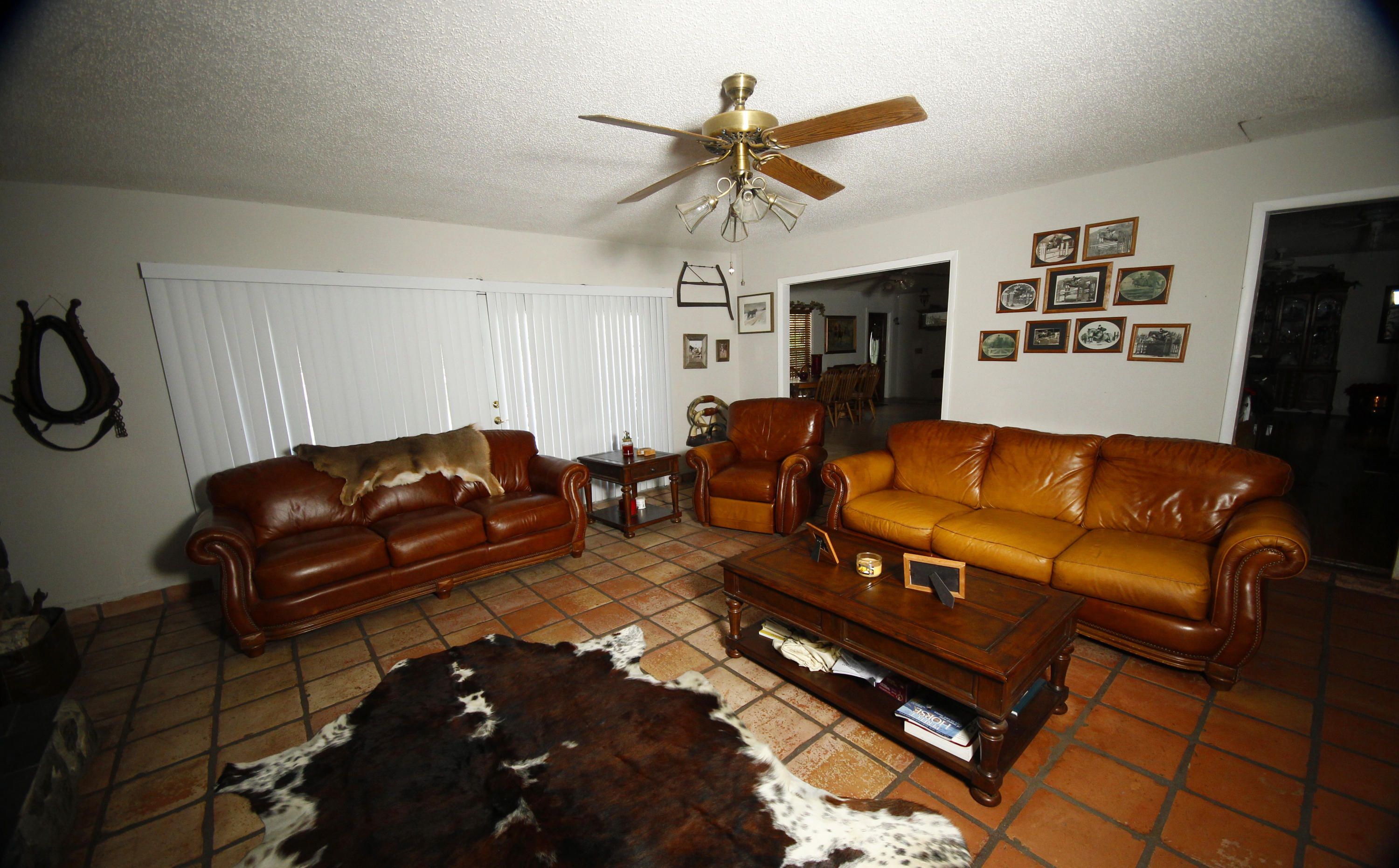2556 C Road Loxahatchee, FL 33470 - Photo 16 of 27 Living Room